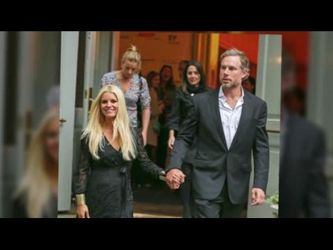 VIDEO : Find Out Where Jessica Simpson and Eric Johnson Spent Their Wedding Night
