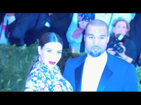VIDEO : Kanye West Takes Charge Planning Wedding