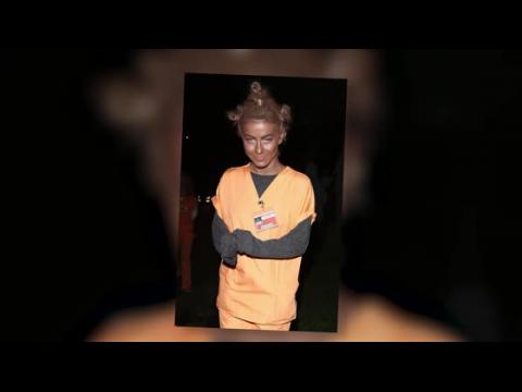 VIDEO : Julianne Hough Apologetic for Blackface Halloween Costume
