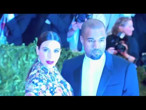 VIDEO : Kanye West y Kim Kardashian deciden hacer acuerdo prenupcial