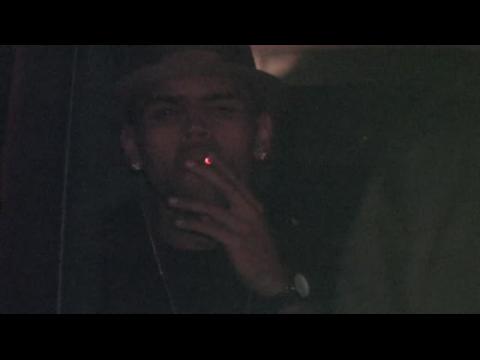 VIDEO : Chris Brown Dines With Karrueche Tran After Checking Out of Rehab