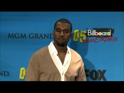 VIDEO : Kanye West Compares His Job to Police or Military Service