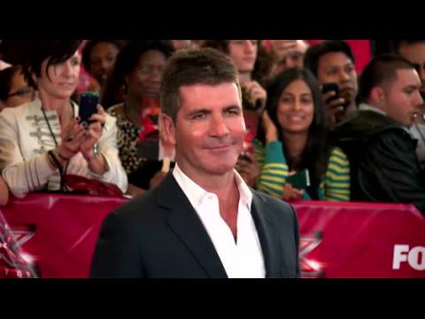 VIDEO : Simon Cowell Wishes He Signed The Spice Girls