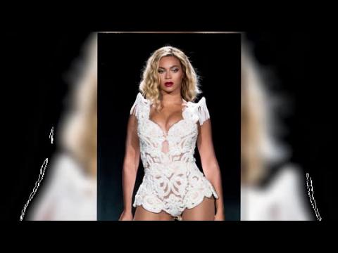VIDEO : Beyonce sort un album surprise avec des vidéos
