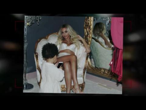 VIDEO : Beyonce Lounges in Lingerie While Single Climbs Charts