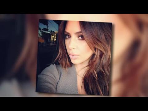 VIDEO : Kim Kardashian Ditches Blonde For Brunette Locks