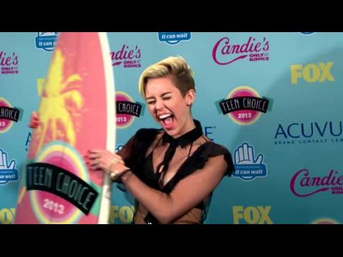VIDEO : Le photographe de Marc Jacobs a refusé de travailler avec Miley Cyrus
