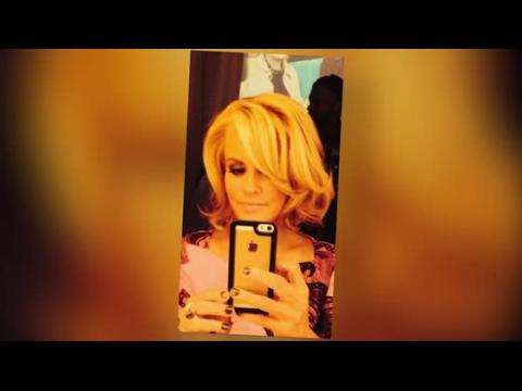 VIDEO : Jenny McCarthy Shows Off New Short Haircut