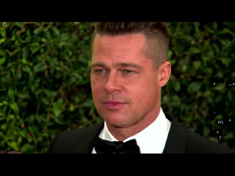 VIDEO : Brad Pitt Hopes His Sons Play Football