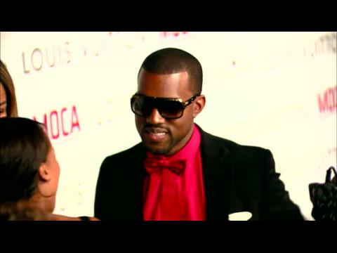 VIDEO : Kanye West Compares North to 'the Prince and Princess in London'