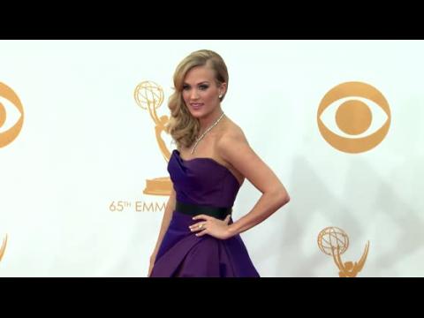 VIDEO : Carrie Underwood Receives 'Sound of Music' Hate Tweets