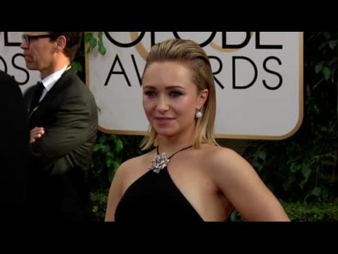 VIDEO : Hayden Panettiere Wore Off-The-Rack Tom Ford Gown To Golden Globes