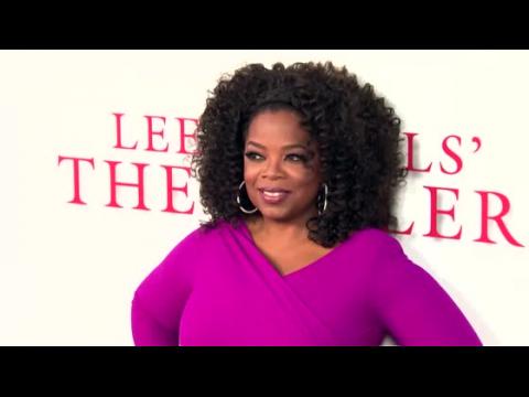 VIDEO : Oprah admite que la serie de Lindsay Lohan ha sido un poco difcil