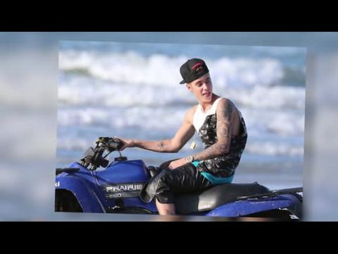 VIDEO : Justin Bieber Shoots Music Video in Panama