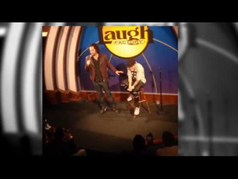VIDEO : Justin Bieber Gets Roasted Onstage At Comedy Club