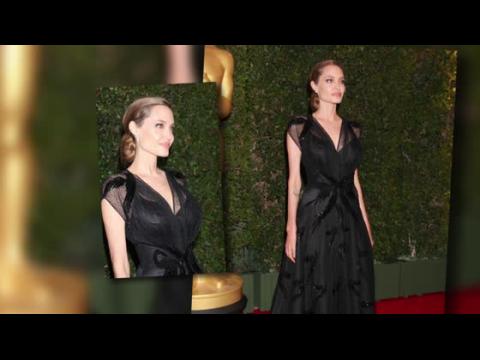 VIDEO : Angelina Jolie Glows As She Is Honoured at the Governors Awards