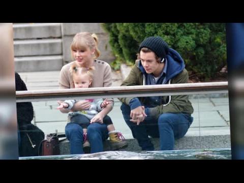 VIDEO : Taylor Swift House Hunts Near Her Ex Harry Styles'  Pad