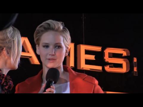 VIDEO : How Jennifer Lawrence Overcame Social Anxiety