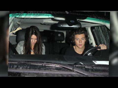 VIDEO : One Direction's Harry Styles Enjoys a Dinner Date With Kendall Jenner