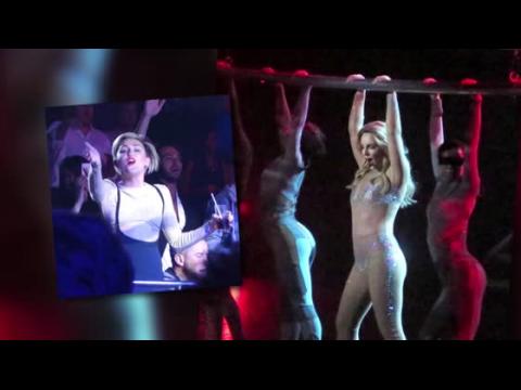 VIDEO : Britney Spears donne le coup d'envoi de ses concerts à Las Vegas