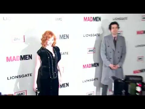 VIDEO : Christina Hendricks' Agentur lie sie fallen, da sie die Mad Men Rolle annahm