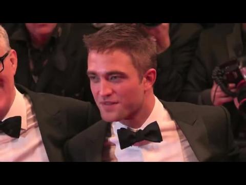 VIDEO : Robert Pattinson is No Diva