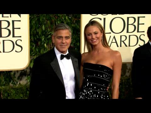 VIDEO : George Clooney Broke-Up With Stacy Keibler Over The Phone