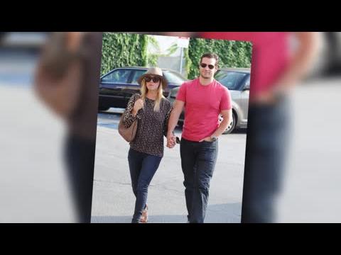 VIDEO : Henry Cavill And Kaley Cuoco Have Already Split