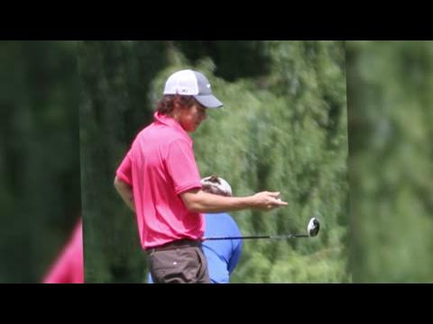 VIDEO : Harry Styles Joue Au Golf