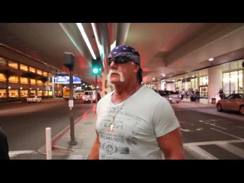 VIDEO : Hulk Hogan Thinks Chris Hemsworth Should Star In His Biopic