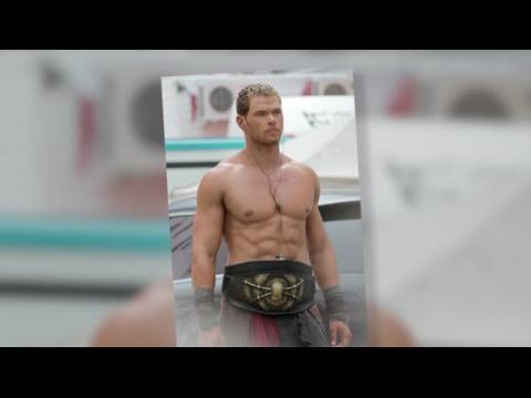 VIDEO : Kellan Lutz Looks Very Hunky In First Look At Him As Hercules