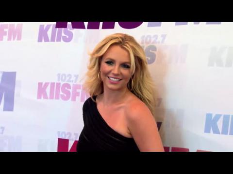 VIDEO : Britney Spears Is Counting Down