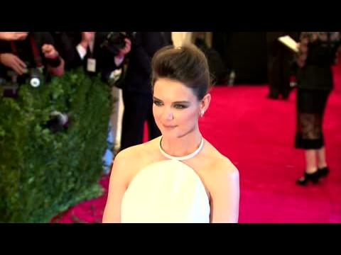 VIDEO : Katie Holmes Reportedly Planning Divorce Party