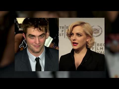 VIDEO : Robert Pattinson's Mystery Girl Revealed To Be Riley Keough