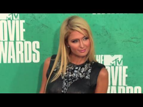 VIDEO : Paris Hilton Gets Robbed For Seventh Time