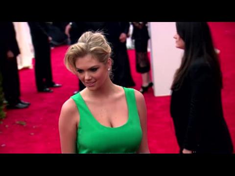 VIDEO : Kate Upton Felt Terrible After First SI Swimsuit Cover