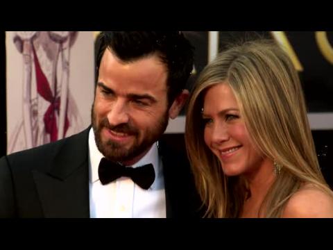 VIDEO : Jennifer Aniston Sick Of Family And Baby Questions