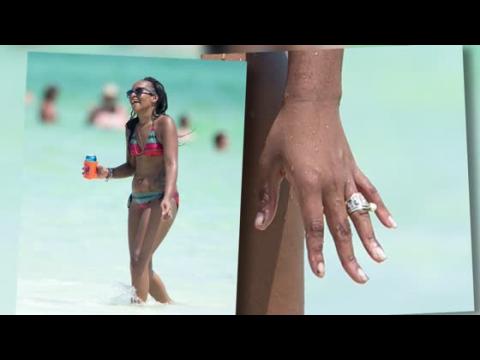 VIDEO : Bobbi Kristina Brown En Bikini Embrasse Son Fianc Nick Gordon