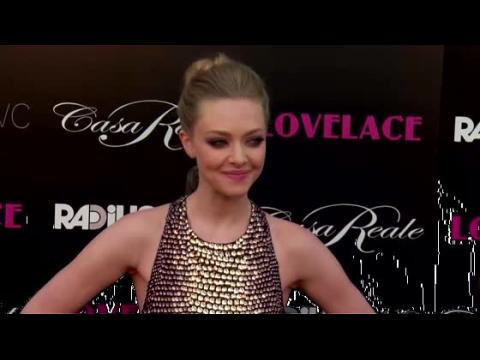 VIDEO : Amanda Seyfried Worries New Role Could Ruin Her Career