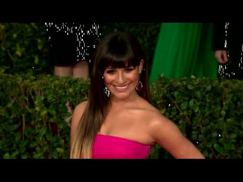 VIDEO : Lea Michele Gives A Tearful Tribute To Cory Monteith At The Teen Choice Awards