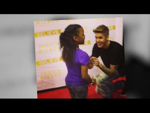 VIDEO : Justin Bieber Bat Le Record Des Plus Nombreuses Visites Avec La Make-A-Wish Foundation