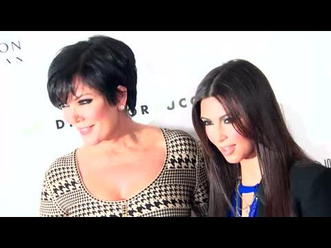 VIDEO : Kris Jenner Keeps Kim Kardashian From Beyonc Show