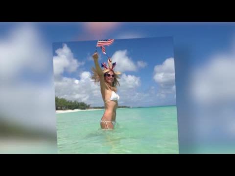 VIDEO : Heidi Klum In A Bikini For The USA