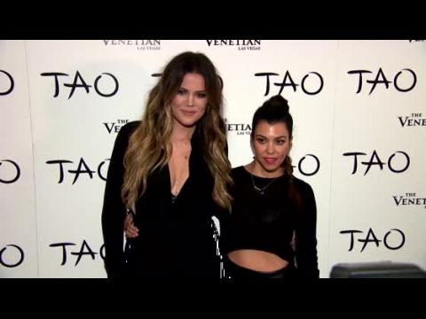VIDEO : Khloe Kardashian a-t-elle failli ruiner la grande surprise ?
