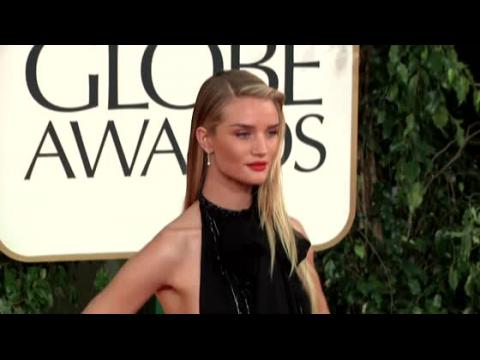 VIDEO : Could Rosie Huntington-Whiteley Be Hinting At Wedding Plans?