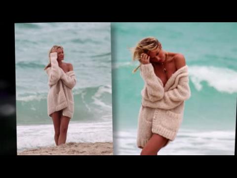 VIDEO : Candice Swanepoel hace que la playa fra se caliente usando un biquini