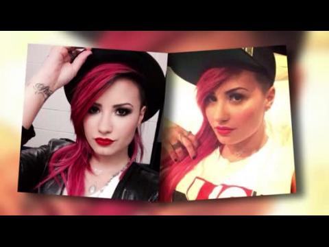 VIDEO : Demi Lovato Shaves One Side Of Her Head