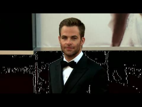 VIDEO : Chris Pine Boldly Admits To A DUI Charge
