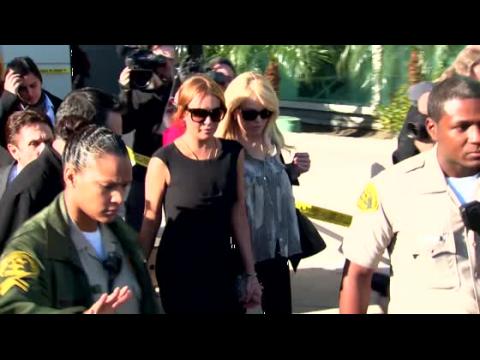 VIDEO : Lindsay Lohan le pide a un juez que no la hagan testificar sobre su aborto natural