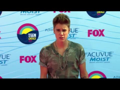 VIDEO : Justin Bieber niega las ltimas acusaciones via Twitter